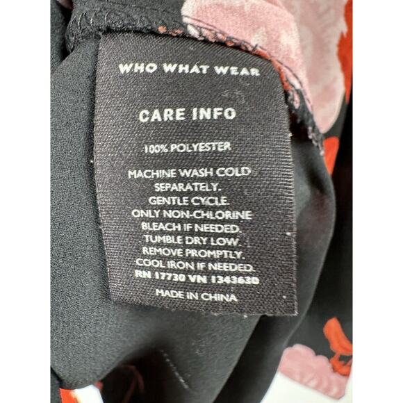 Who What Wear Dark Floral Whimsygoth Feminine Classy Office Sheer Button Up Top - Picture 3 of 5